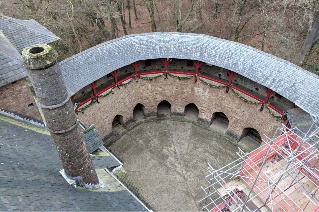View of the courtyard in Castell Coch