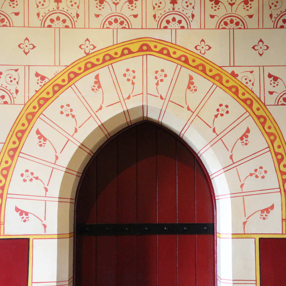 Patterned arch in Castell Coch