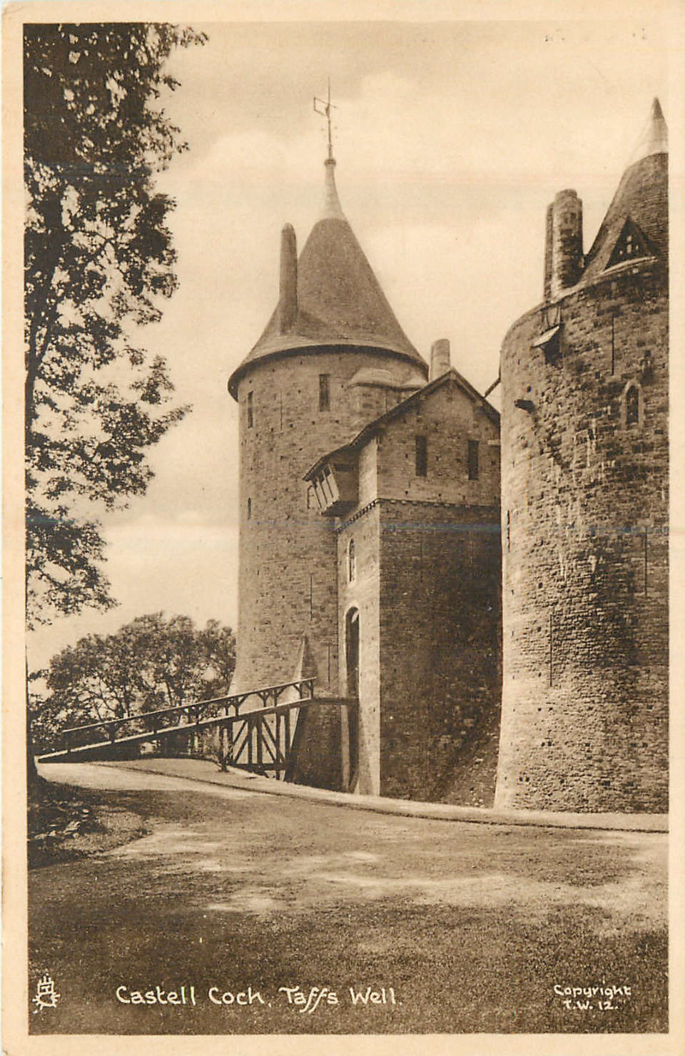 Old postcard featuring Castell Coch
